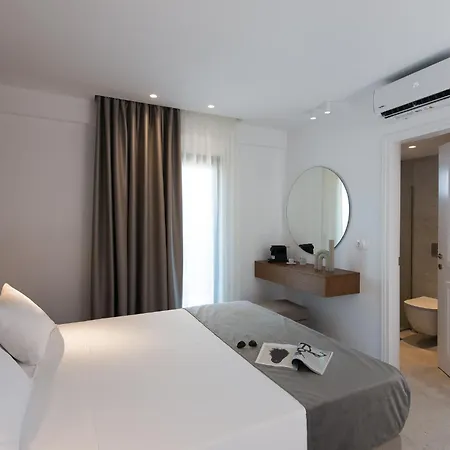 Hotel Nami & 4*