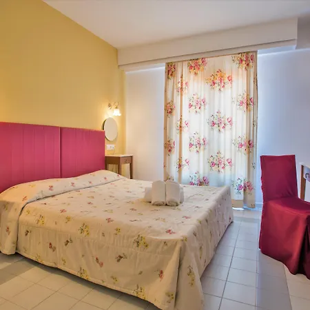 Nami & Hotel 4*