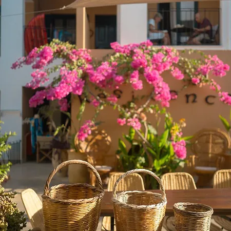 Hotel Nami &