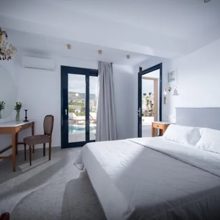 Nami & Hotel Stalida